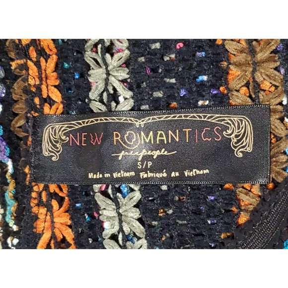 New Romantics Free People Open Knit Sweater Lace Boho Hippie Women Size Small - Picture 3 of 4